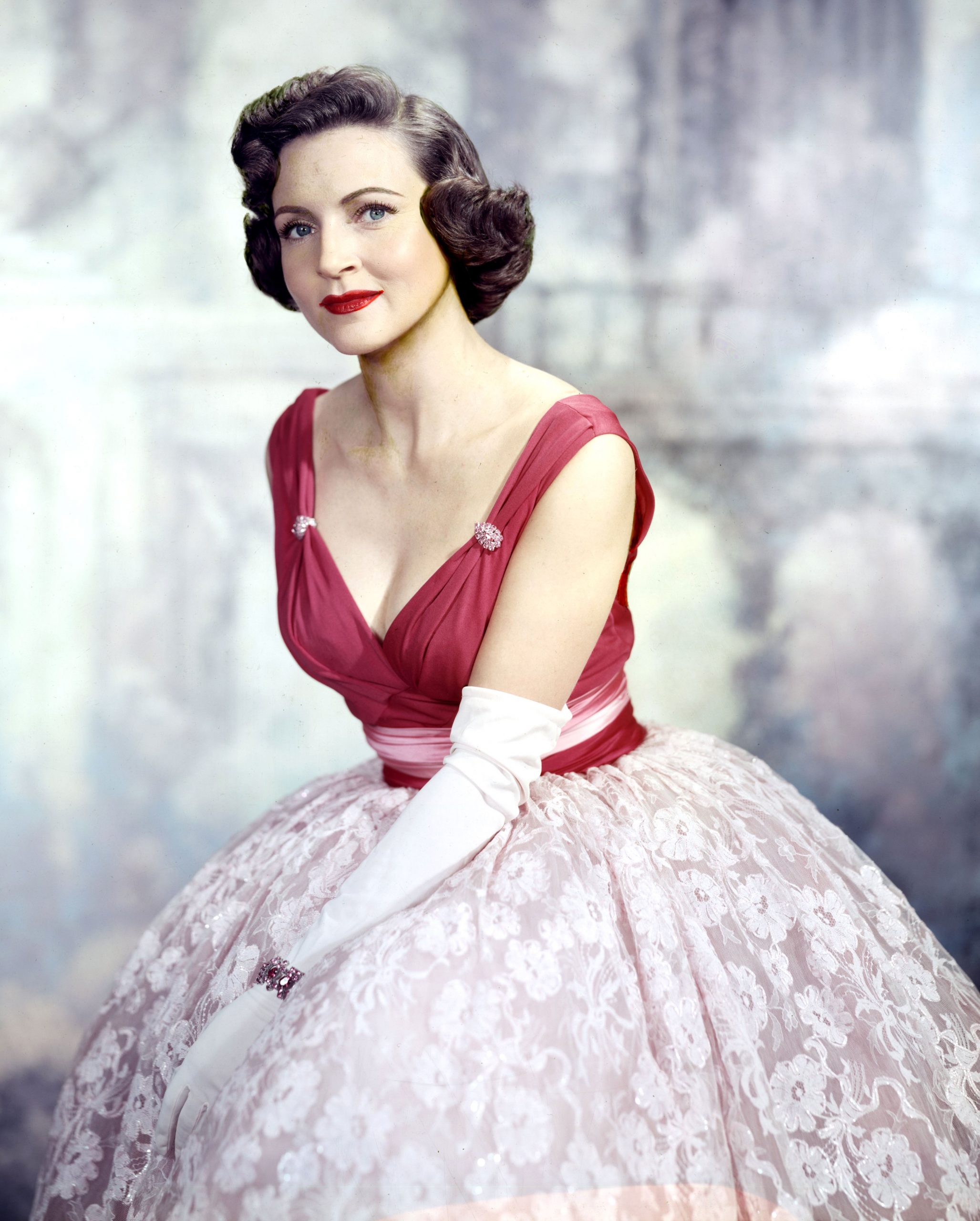Betty White Fashion Look In 1957