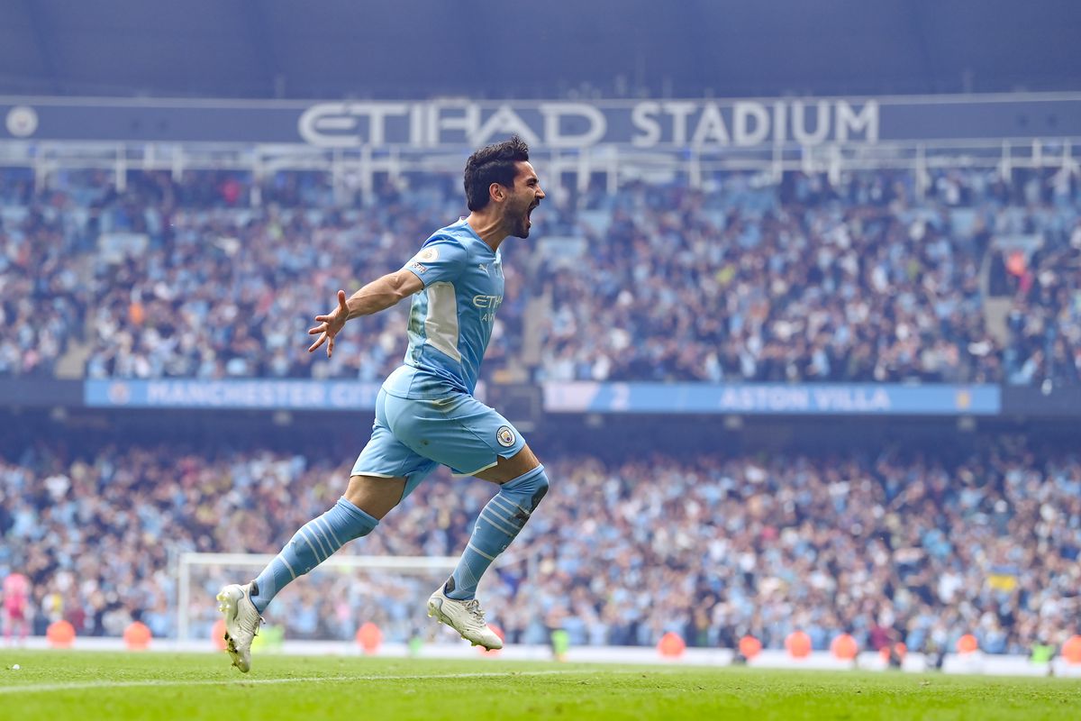 İlkay Gündoğan celebrates after scoring the third to win the title for Manchester City.