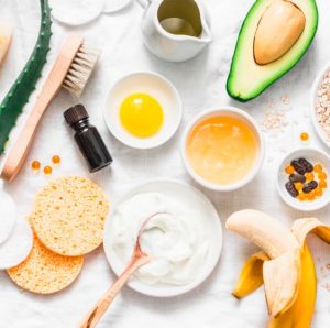 Here's How To Make The Best Hair Mask Ever From Your Everyday Groceries