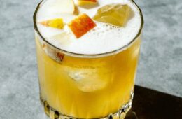 Summer Cocktails To Try Before Summer Ends