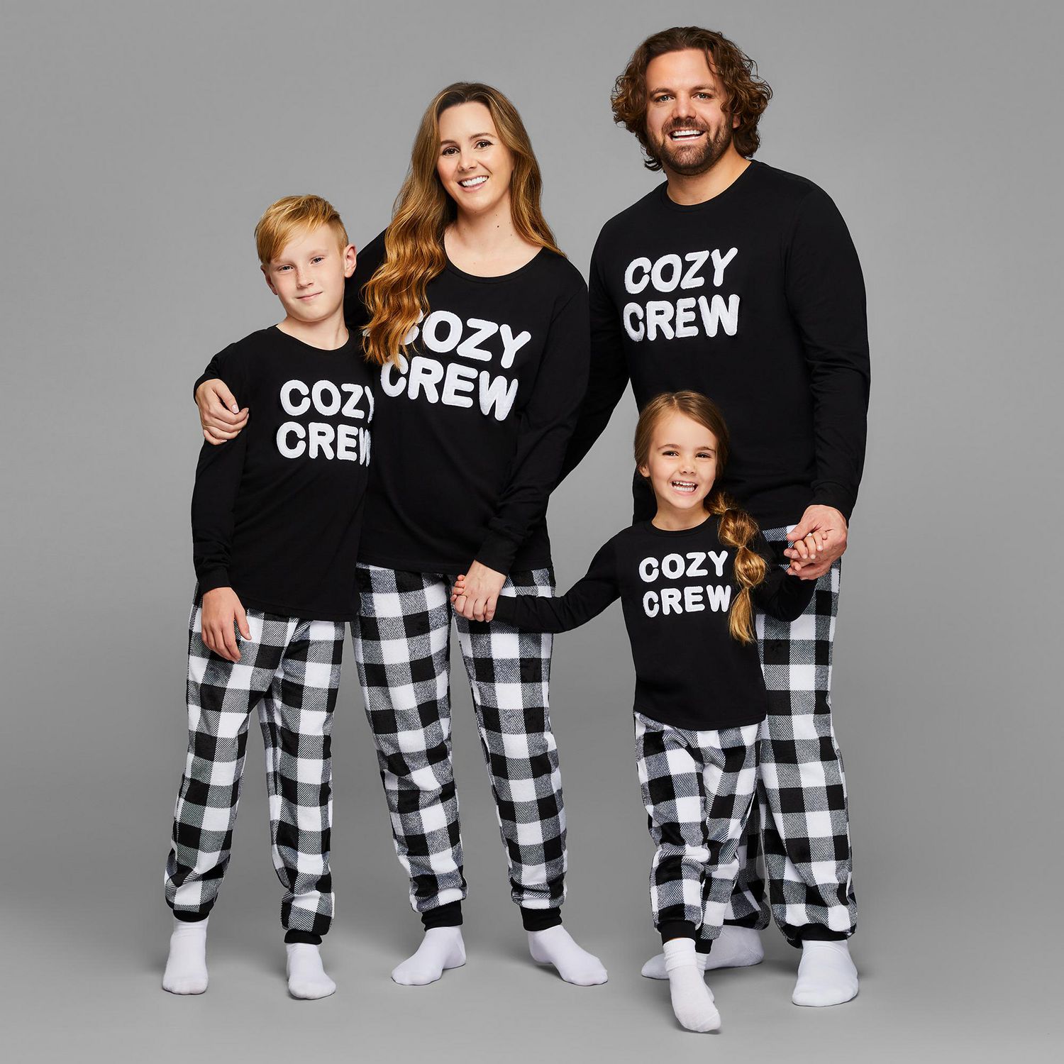 family in cozy pyjama set