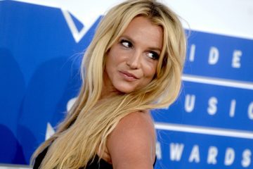Britney Spears book deal