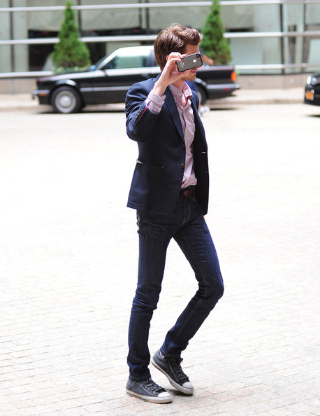 Andrew Garfield in the streets of New York. 