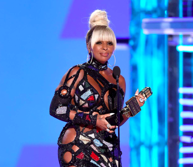 Mary J. Blige Receives Icon Award