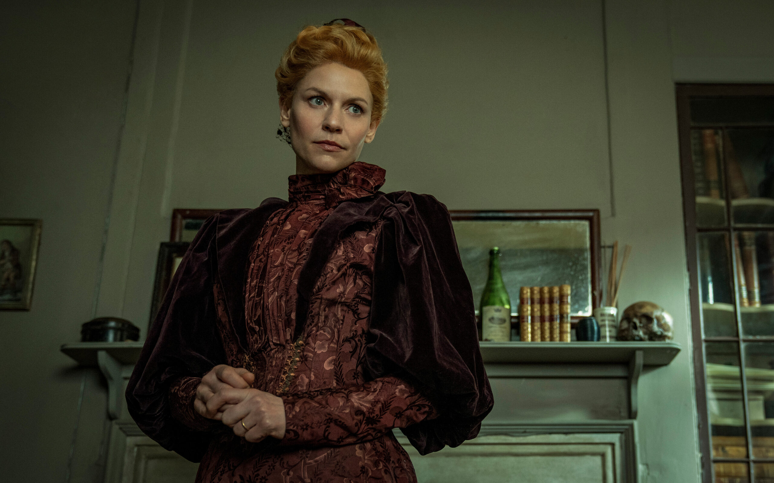 Claire Danes and Tom Hiddleston Stars in Apple TV+ “The Essex Serpent” 