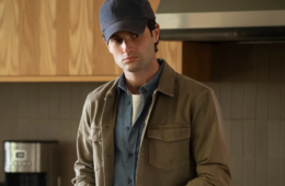 "You" on Netflix, Joe Goldberg in hat