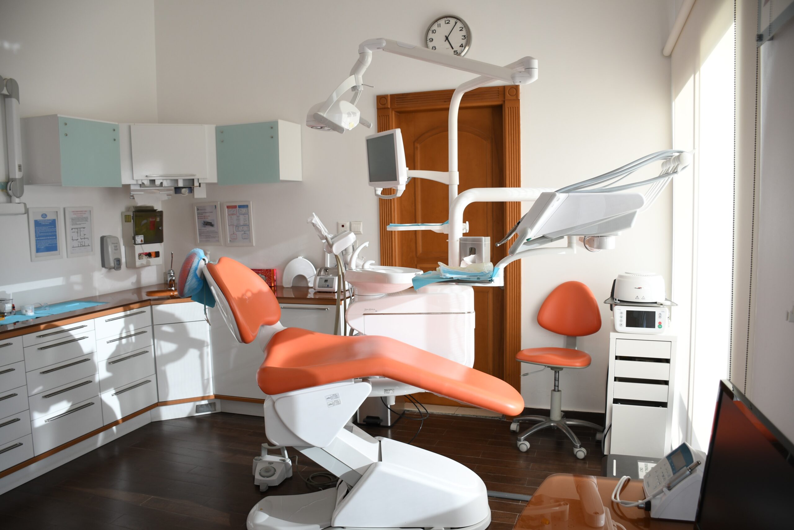 How to Keep Your Dental Practice Clean