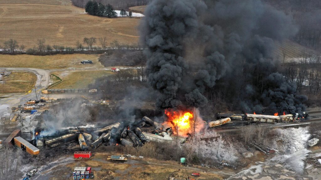 why did the train derailed Ohio 