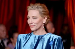 What are the blue ribbons at the oscars