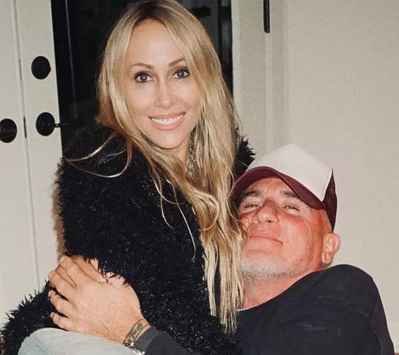 Tish Cyrus Marries 'Prison Break' Dominic Purcell(02)