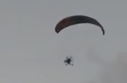 hamas paraglider