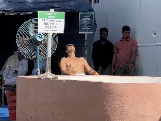 Akshay Kumar Shirtless Video Jolly LLB 3 Set