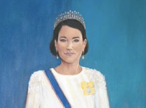 Princess Kate Portrait Controversy Looks Nothing Like Her On Purpose?