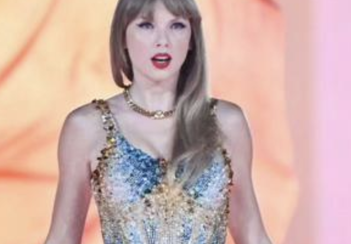 Taylor Swift Ring Engaged To Travis Kelce?
