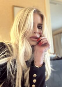 Jessica Simpson Addresses Alcohol Rumours  