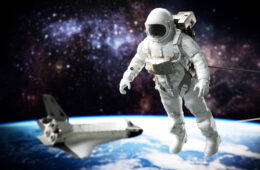 Space Travel and Moon Tours to Become Common by 2075