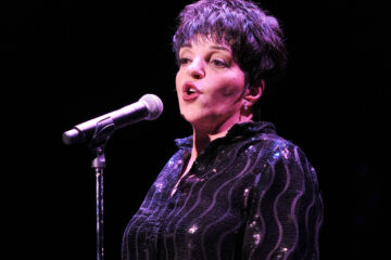 Liza Minnelli "Disappointed" She Never Became a Mother, Says Friend