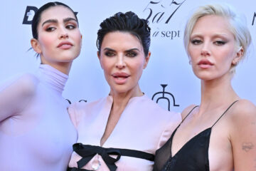 Lisa Rinna Enjoys Fashion Comparisons with Daughters