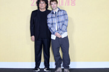 Bong Joon-ho & Robert Pattinson Discuss ‘Mickey 17’ Sci-Fi Film