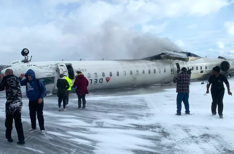 Watch Delta Plane Crash Video