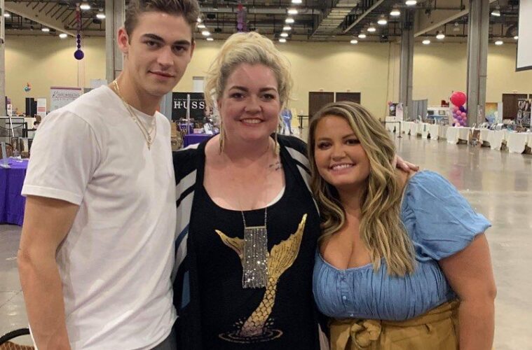 Colleen Hoover Removes Photos Amid Legal Dispute
