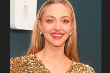 Amanda Seyfried Stuns in Gold at NYC Premiere