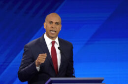 Cory Booker and Rosario Dawson Engaged