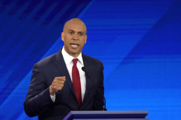 Cory Booker and Rosario Dawson Engaged