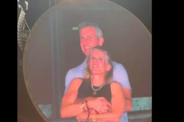 Coldplay’s Chris Martin Accidentally Exposes CEO’s Alleged Affair Onstage