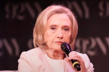 Hillary Clinton Allegedly Approved 2016 Plan to Smear Trump with Russia Collusion Claims