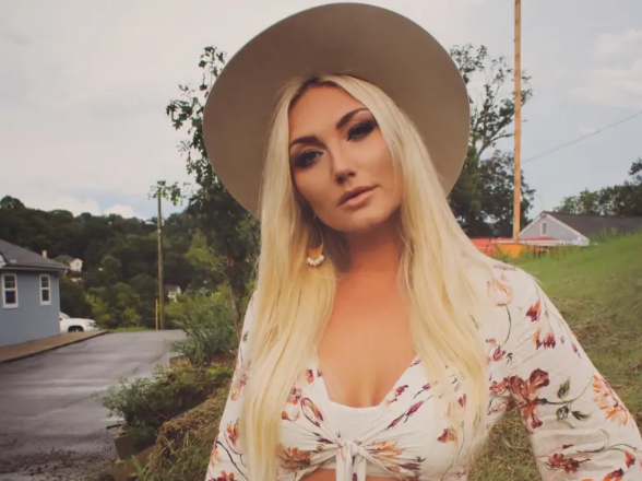 Hulk Hogan’s Daughter Brooke Threatens Legal Action Against His Camp: ‘I’m Not to Be Played With’