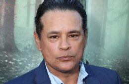 'Breaking Bad' Star Raymond Cruz Arrested for Spraying Neighbor With Hose