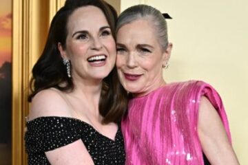 Elizabeth McGovern and Michelle Dockery Say Goodbye to Downton Abbey in NYC