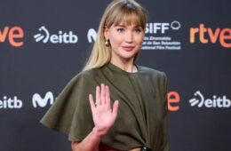 Jennifer Lawrence Debuts Trendy ‘Birkin Bangs’ for Fall