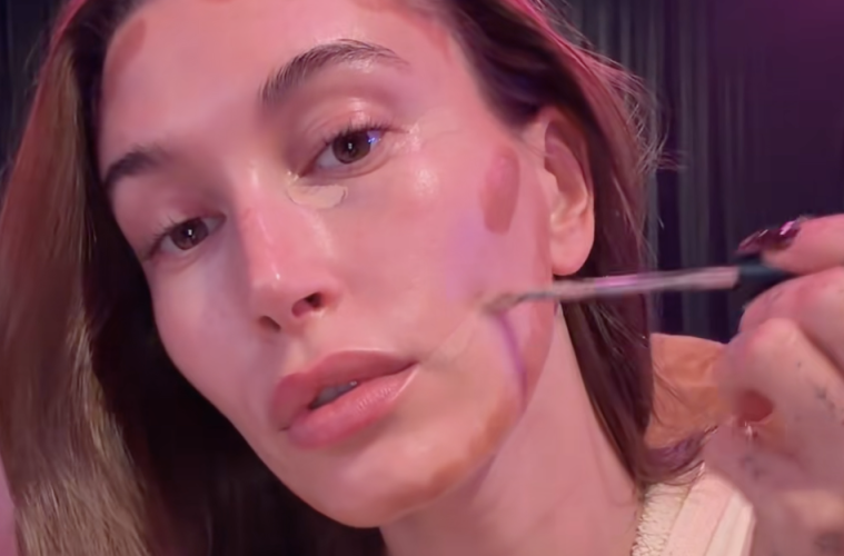Glow on the Go: Hailey Bieber’s Purse-Friendly Beauty Routine
