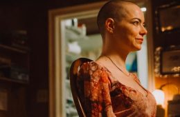 Emma Stone and Jesse Plemons Earn High Praise in Yorgos Lanthimos’ Bugonia