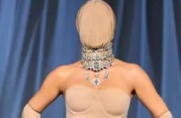 Kim Kardashian Stuns — and Terrifies — in Face-Obscuring Mask at Academy Museum Gala 2025