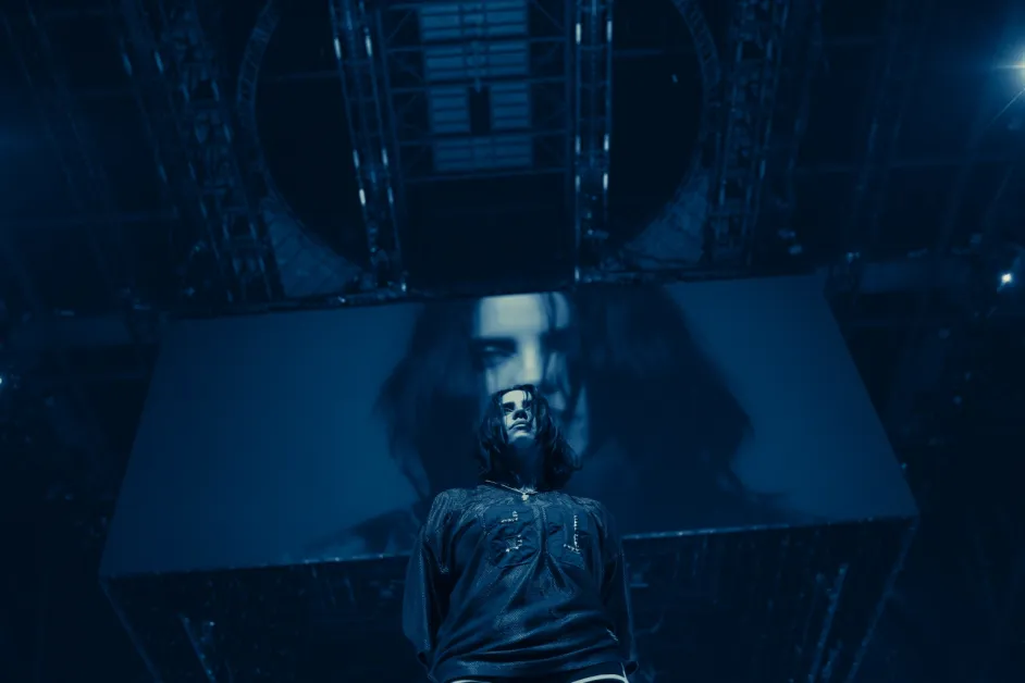 Billie Eilish Teams Up With James Cameron for Groundbreaking 3D Concert Experienceh – Billie Eilish Teams Up With James Cameron for Groundbreaking 3D Concert Experienceh –