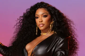 Porsha Takes Over BravoCon