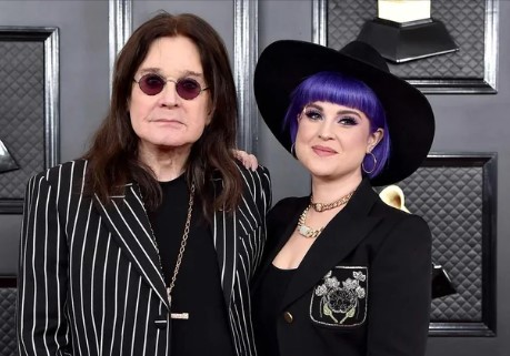 Kelly Osbourne Slams Claims of People “Talking” to Late Ozzy Osbourne
