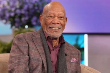 Morgan Freeman Says Winning an Oscar ‘Didn’t Change Me’