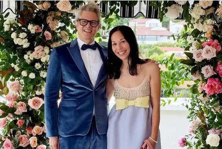 Johnny Knoxville Marries Emily Ting in Ceremony Officiated by John Waters