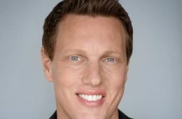 Paramount Denies Arab Fund Involvement