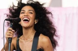 Olivia Dean Secures Refunds After Calling Out Ticketmaster