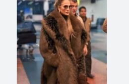 Jennifer Lopez Mistaken for Rihanna at Udaipur Wedding Arrival