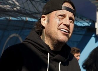 Jelly Roll Debuts Clean-Shaven Look at Tennessee Titans Game