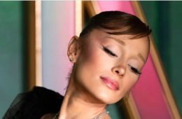 Ariana Grande Shocks With Her Latest Choice of Red Carpet Gown