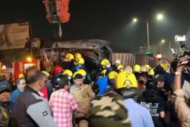 8 People Dead, At Least 20 Injured After Car Sandwiched Between Two Trucks Explodes on Busy Highway