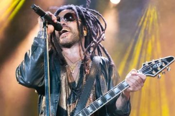 Lenny Kravitz Claims Fan Ripped Four Dreadlocks During Concert