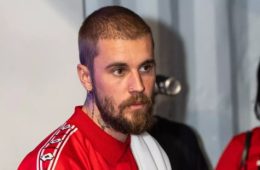 Justin Bieber Helps Stranded Driver, Offers Support and a Personal Prayer